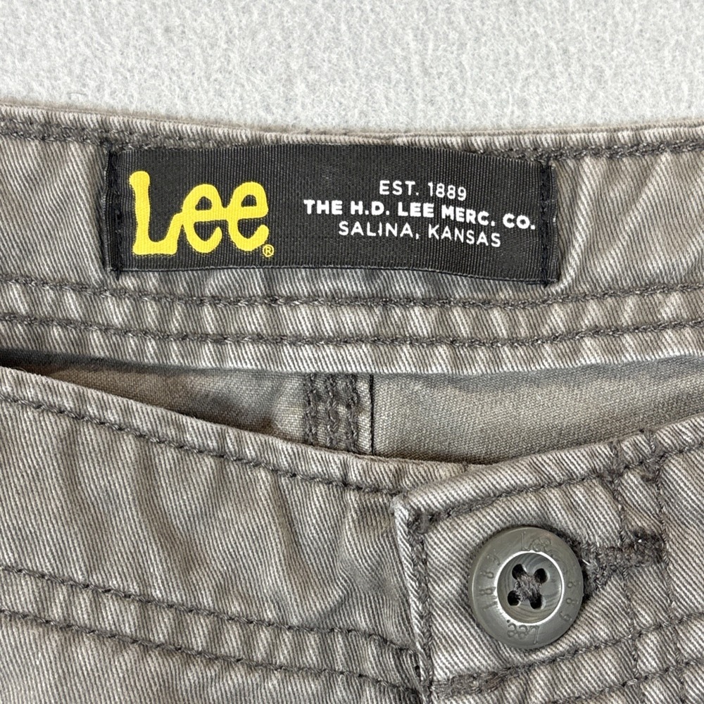 Lee Shorts Mens 34 Khaki Green Cargo Pocket Canvas Hiking Outdoors - Picture 4 of 10